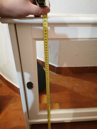 Guardaroba da bagno con specchio