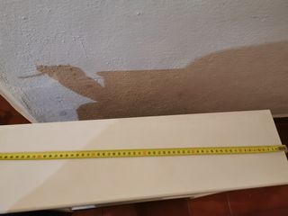 Guardaroba da bagno con specchio