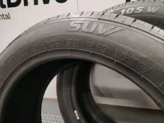 Neumáticos nuevos 235/55 R19 105W