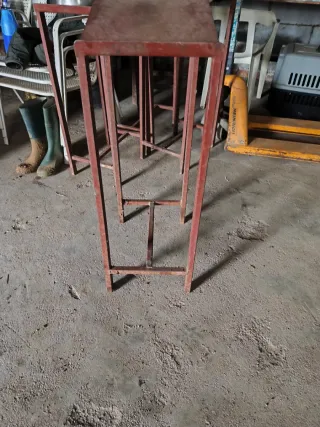 Vendo 3 mesas de hierro