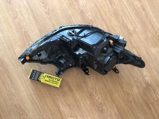 Faro Izquierdo Toyota Auris año 2013