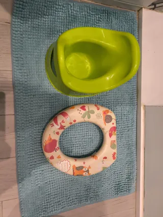 Orinal y adaptador para inodoro infantil