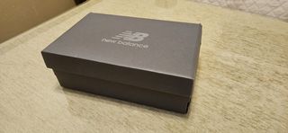 Zapatillas New Balance Mujer Blancas y Burdeos