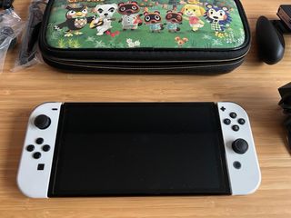 Nintendo Switch OLED Blanca + Accesorios