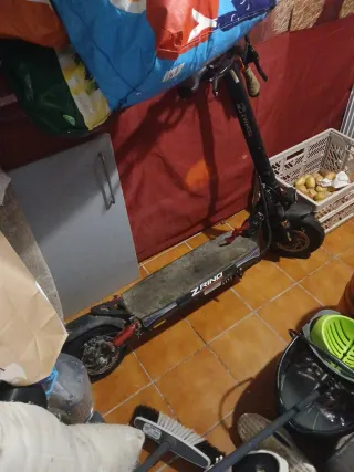 Patinete Zrino pinchado hay que cambiar cámara