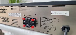 Amplificador Onkyo A-8027