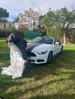 SE ALQUILA FORD MUSTANG V8 5.0 PARA BODAS/EVENTOS