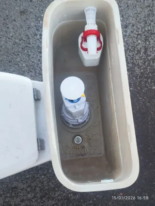 Inodoro y Cisterna Blanco