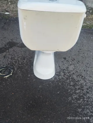 Inodoro y Cisterna Blanco