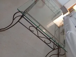 Mesa de centro cristal y metal