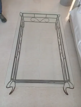 Mesa de centro cristal y metal