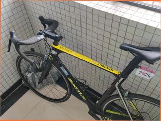 Bicicleta de carretera Battle Carbon
