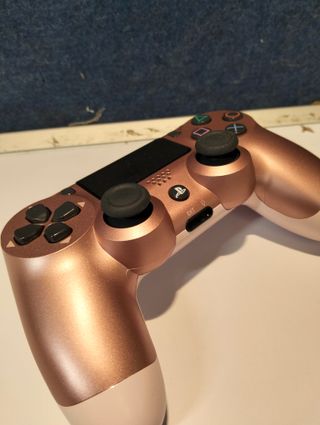 Mando inalámbrico PS4 DualShock 4 V2 oficial Oro Rosa