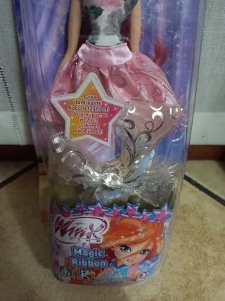 Bambola Winx Club Magic Ribbon