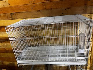 Jaula para pájaros blanca