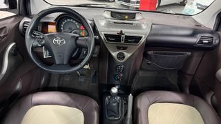 Toyota iQ iQ 1.0