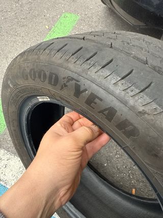 Neumático Goodyear EfficientGrip 205/55/16 - 91V