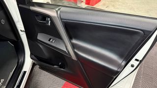 Toyota Rav4 2.5l hybrid 4WD Advance