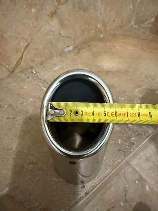 Colas de escape cromo y azul