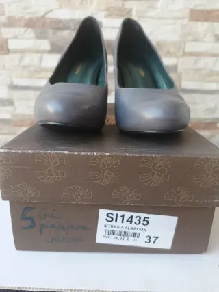 Zapatos Ángel Alarcón Talla 37 Mujer. Nuevo.