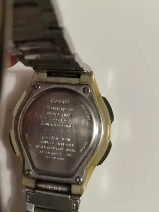 Reloj  Casio AQ-180W.