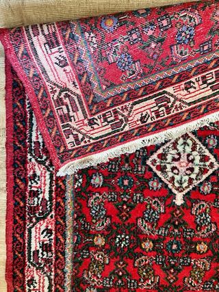 Tappeto di lana orientale annodato a mano