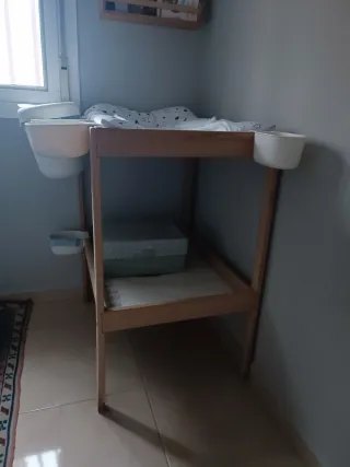 Cambiador bebé IKEA SNIGLAR haya