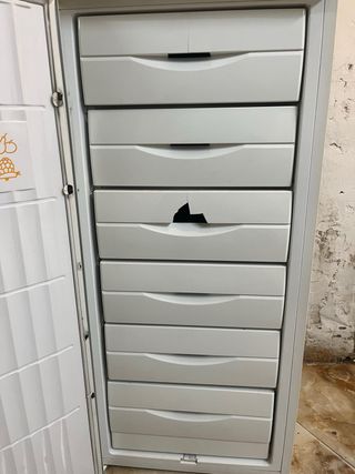 Congelador New Pol CV 210