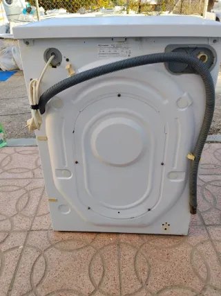 Lavadora Schneider Blanca