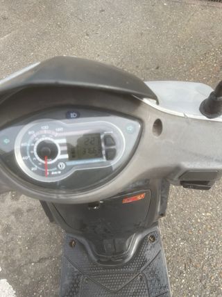 Symphony SR 125cc Scooter 2014