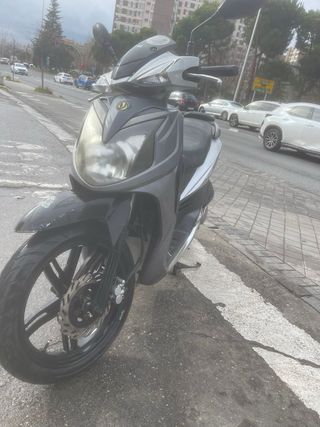 Symphony SR 125cc Scooter 2014