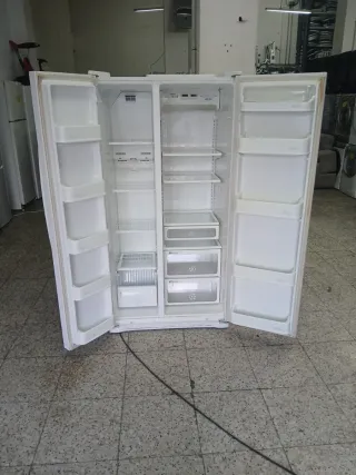 Nevera LG Doble Puerta Blanca