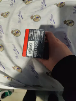 Bundle sellada prismatic evolutions