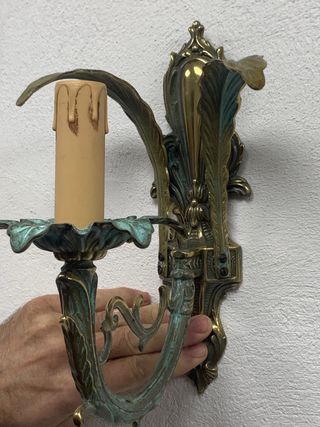 Par apliques metal dorado y verde