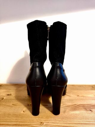 Botines Martinelli Tacón Alto Piel y Ante