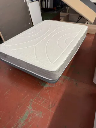 Colchón Visco 140x200 + Base Tapizada
