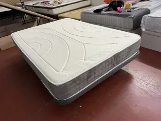 Colchón Visco 140x200 + Base Tapizada