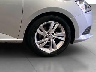 Skoda Fabia 1.0 TSI Ambition Plus 70 kW (95 CV)