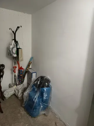 Trastero con Estanterías