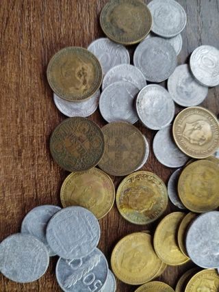 Lote 49 monedas de Franco