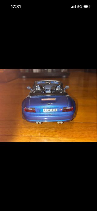 BMW M Roadster 1996 1:18 Bburago