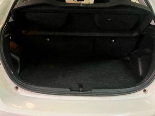 Toyota Yaris 70 Active 51 kW (69 CV)