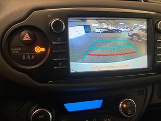 Toyota Yaris 70 Active 51 kW (69 CV)