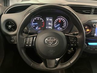 Toyota Yaris 70 Active 51 kW (69 CV)