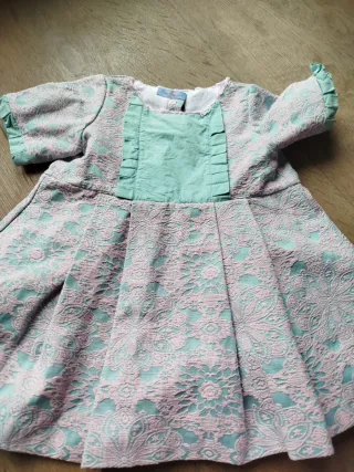 Lote 3 vestidos 18-24 meses