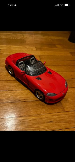 Dodge Viper RT/10 1:18 Diecast Bburago