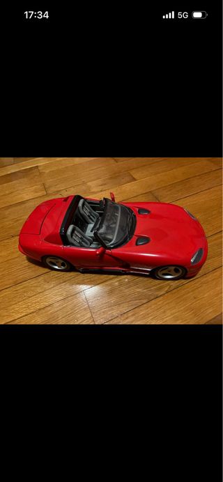 Dodge Viper RT/10 1:18 Diecast Bburago