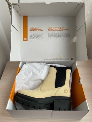 Botas Timberland Beige y Negras Mujer