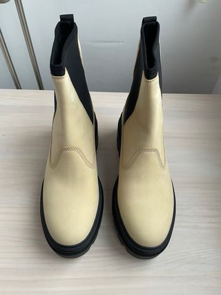 Botas Timberland Beige y Negras Mujer