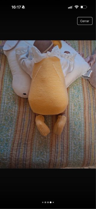 Pelele amarillo, patucos y celpa